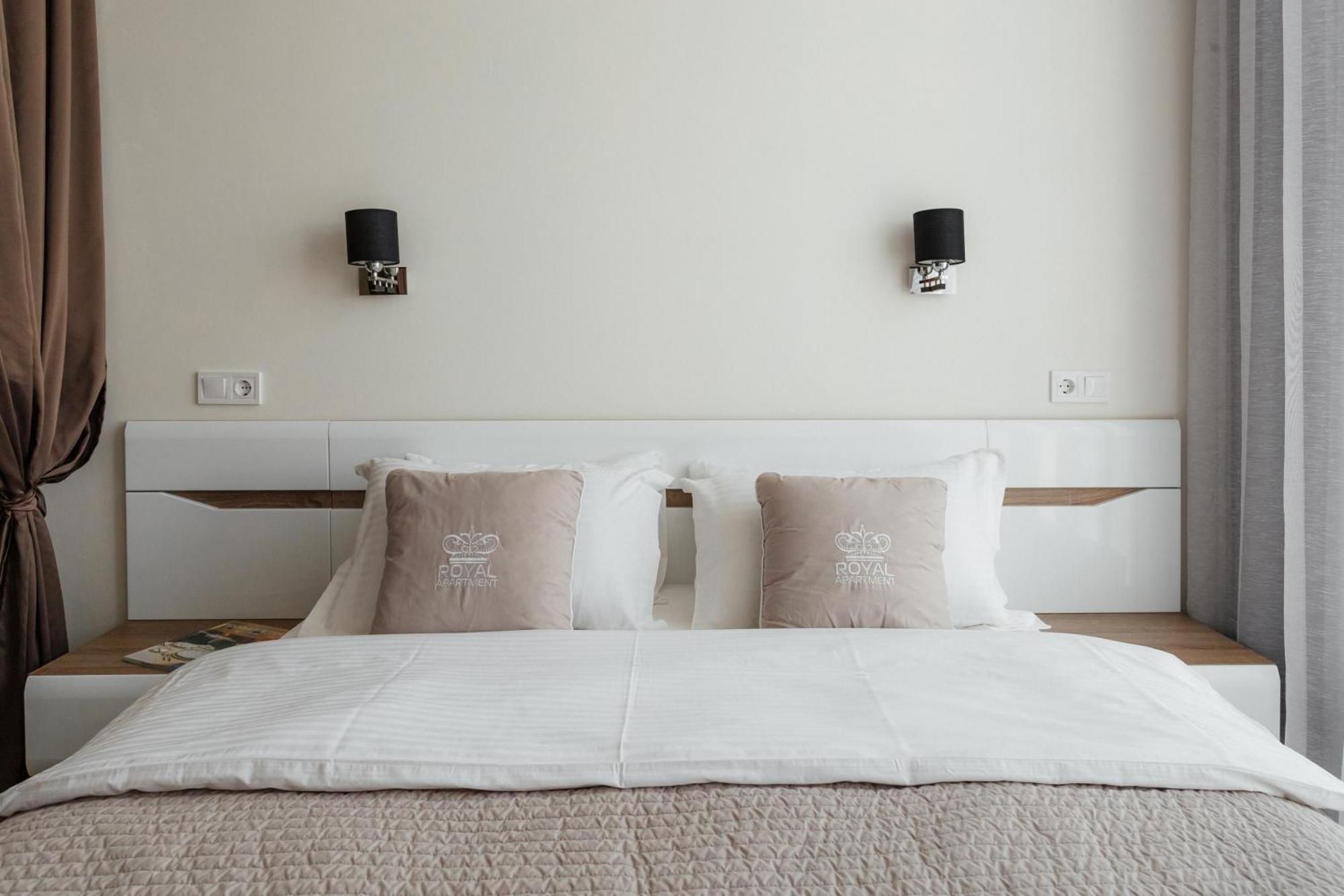 Royal Apartment Одеса Стая снимка