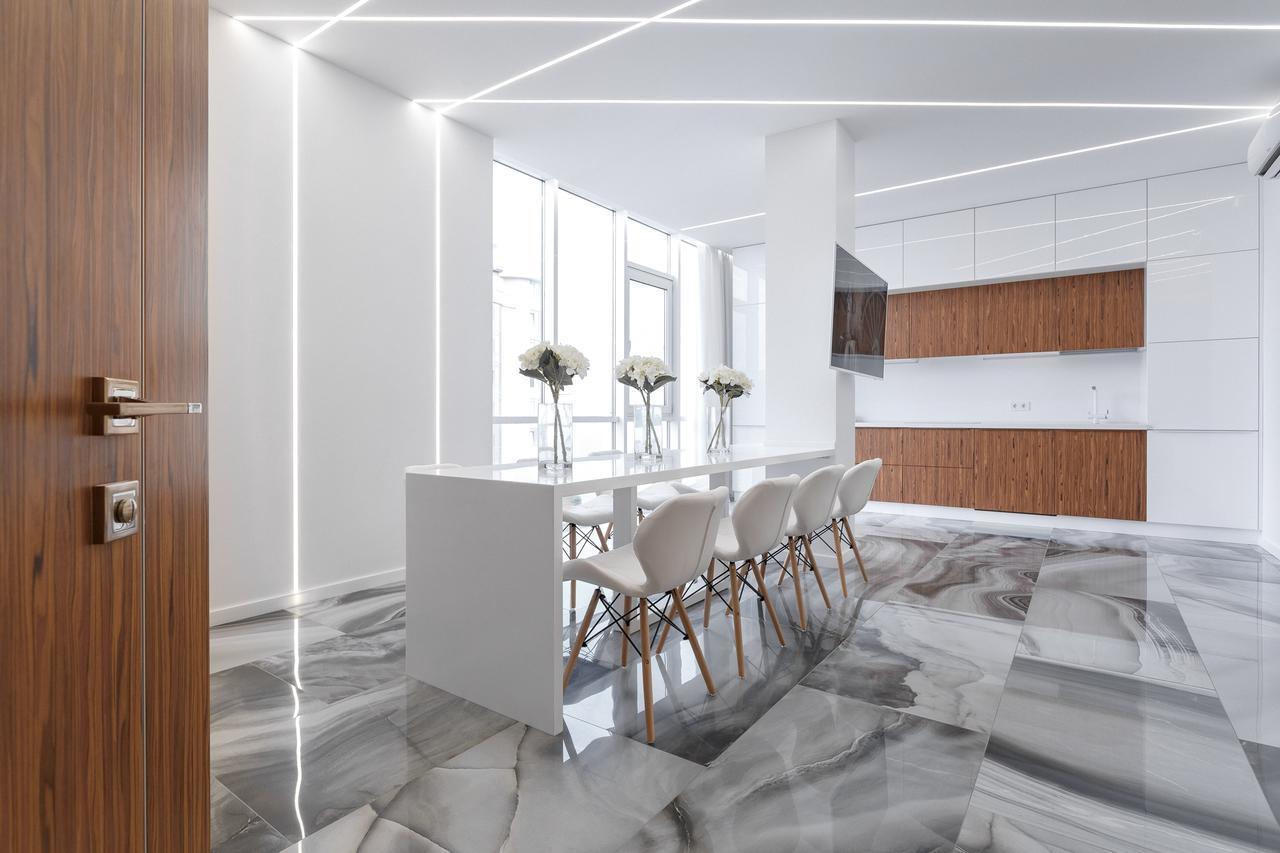 Royal Apartment Одеса Екстериор снимка